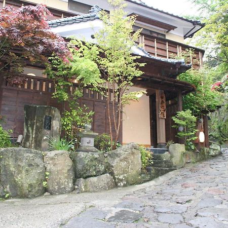 Ban-Ya Hot Spring Inn Yufu Bagian luar foto