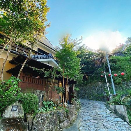 Ban-Ya Hot Spring Inn Yufu Bagian luar foto