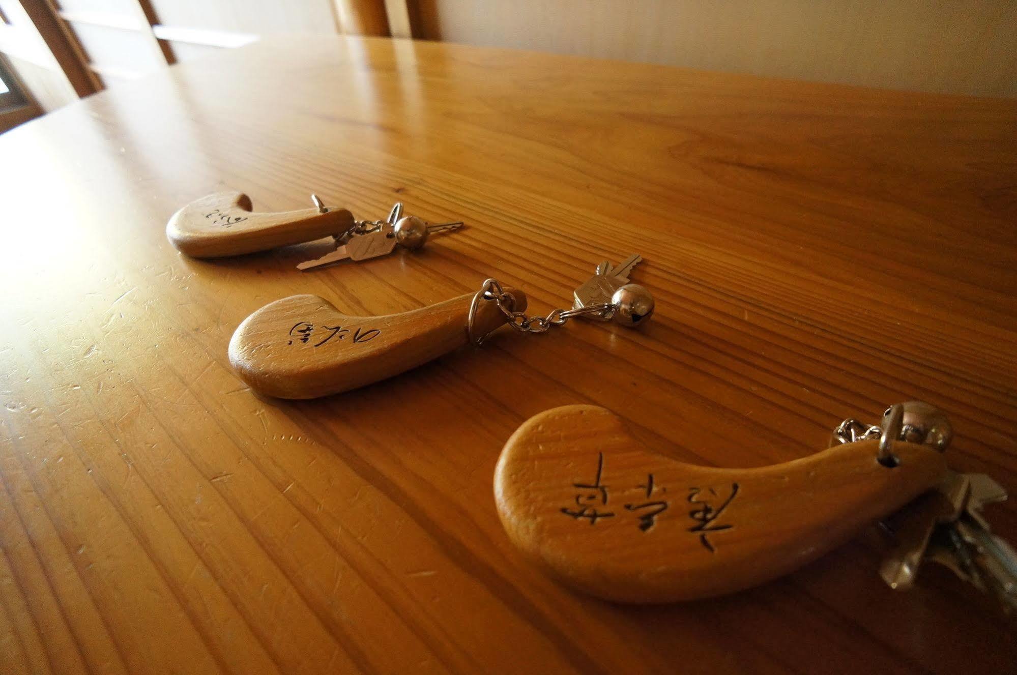 Ban-Ya Hot Spring Inn Yufu Bagian luar foto